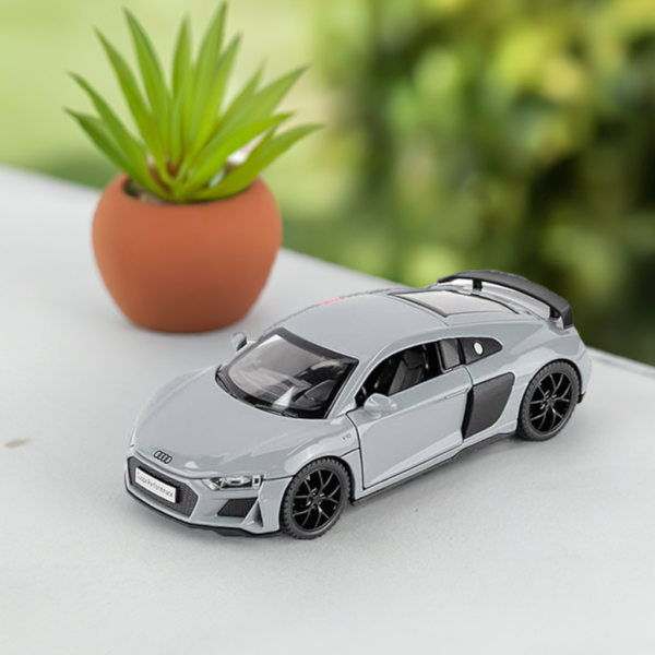 Audi Model Car 1:32 Exclusive Alloy Metal Pull Back Die-cast Car - Image 1